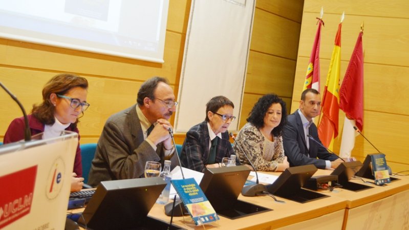 Profesores de la UCLM publican libro de apoyo a la mejora de la innovación docente